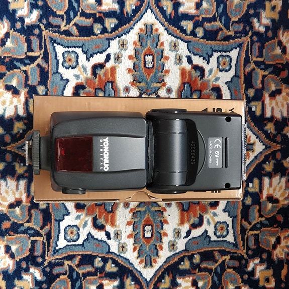 Yongnuo salama Nikon kameralle