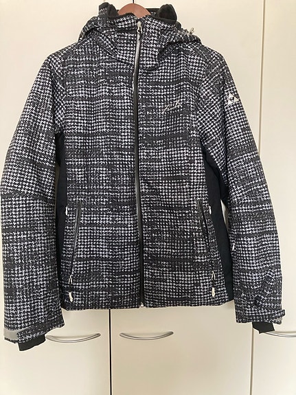 Product image 1 of 6