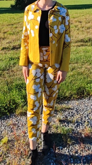 Product image 1 of 3