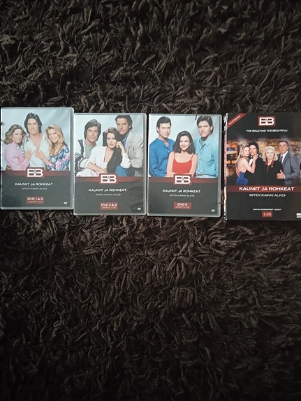 Kauniit ja Rohkeat DVD boksi