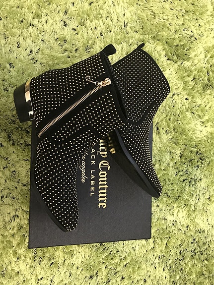 Juicy Couture nilkkurit 39