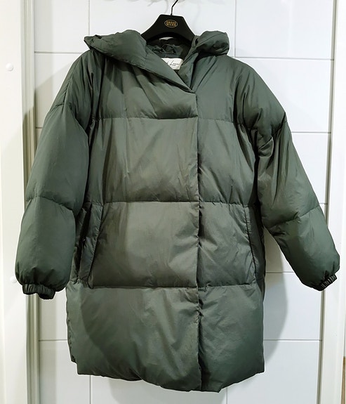 Uudenveroinen naisten And Less untuvatakki, koko 34 (XS-S)