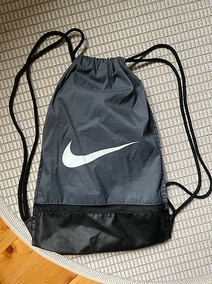Nike reppu