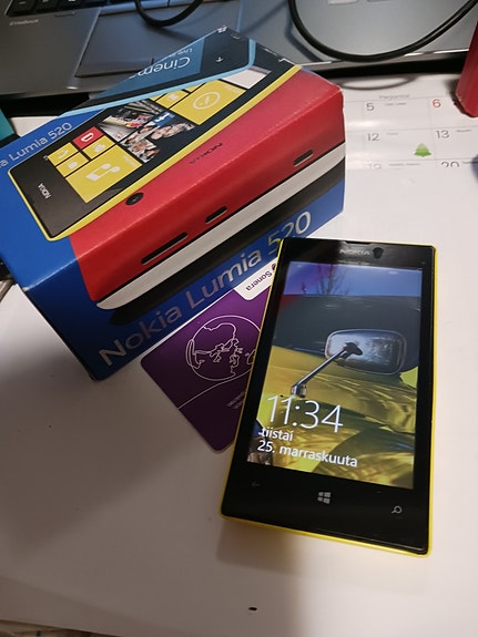 Älypuhelin Nokia Lumia 520