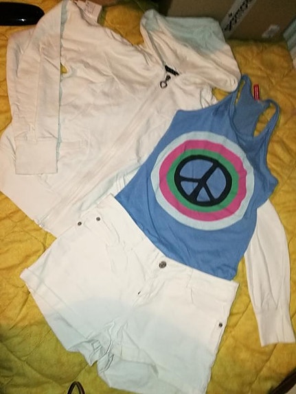 Product image 1 of 8