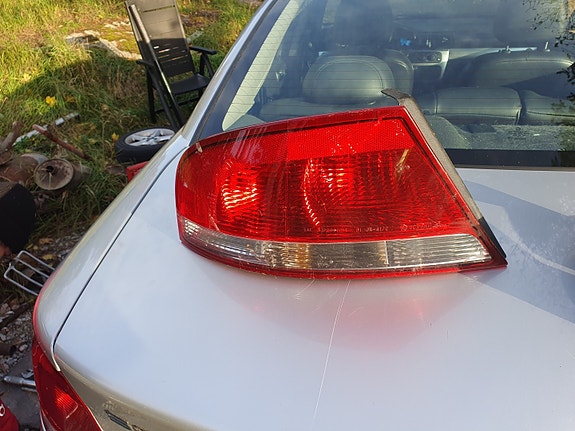 Chrysler sebring taka lyhty.