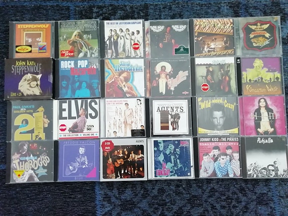 Vanhoja lp- ja cd-levyjä