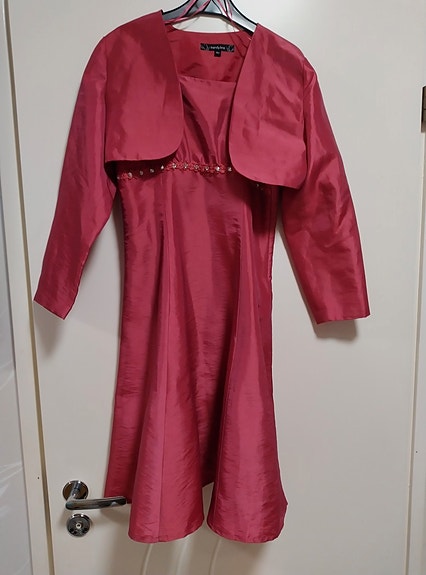 Tyttöjen Juhlamekko+ bolero 14o-150cm