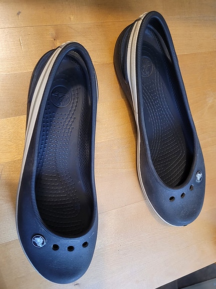 Crocs sandaalit koko 35