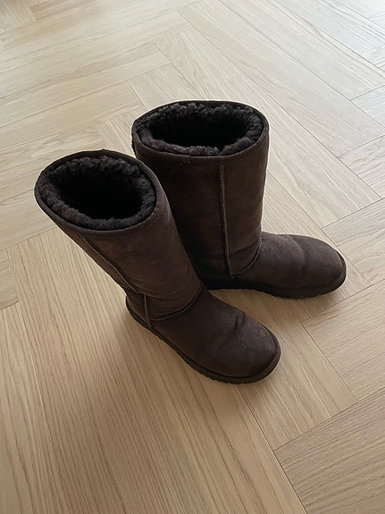Ugg classic tall 36