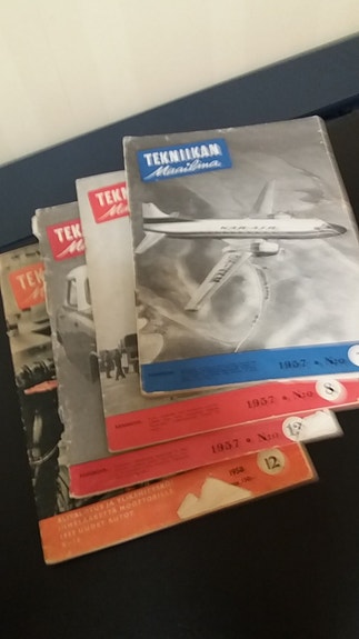 Tekniikan Maailma lehtiä