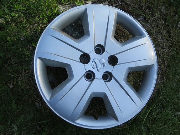 Dodge Caliber pölykapseli.1 kpl.