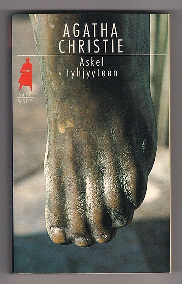Agatha Christie: Askel tyhjyyteen - SaPo 3