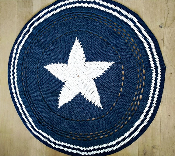 Upea uusi virkattu tähtimatto n.130 cm vaikka lahjaksi! Suomalaista käsityötä!