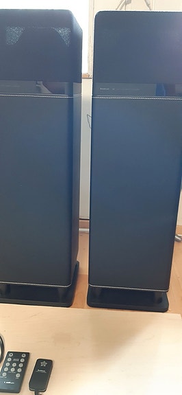 Hyvä Mahtava ääni Audio pro living lv3