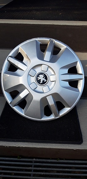 Peugeot pölykapseli 15"