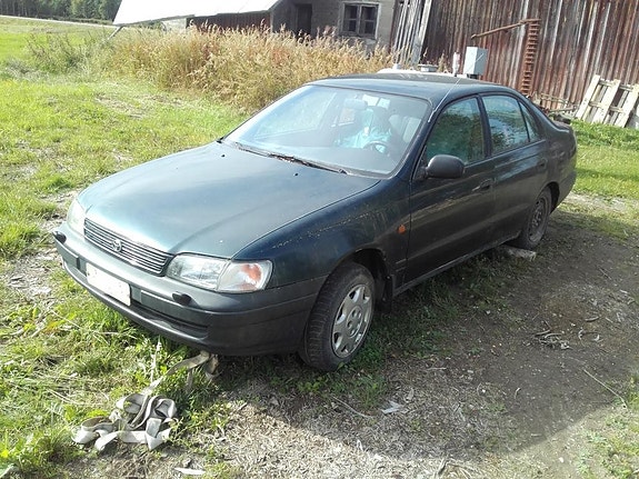 Toyota Carina E XLI 1.6 vara osiksi