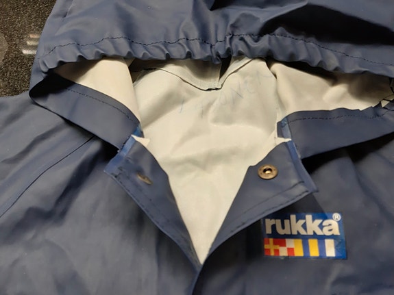 Rukka sadetakki sininen 122 cm