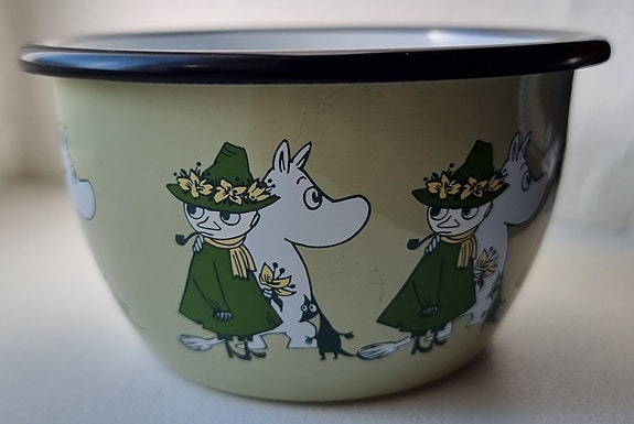 Muurla Muumipeikko ja Nuuskamuikkunen emalikulho