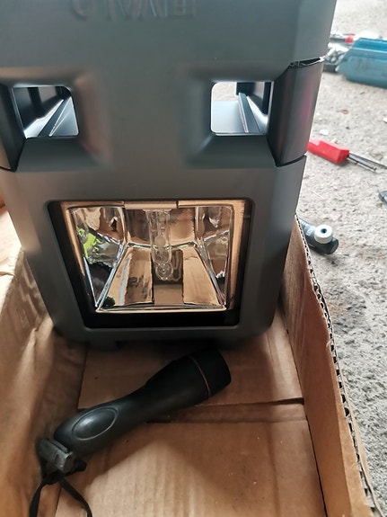 Product image 1 of 3