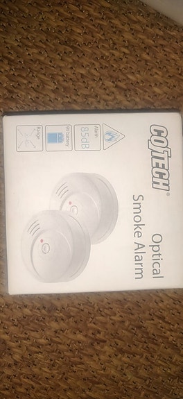 Smoke alarm, asunnon&huoneiston palohälytin