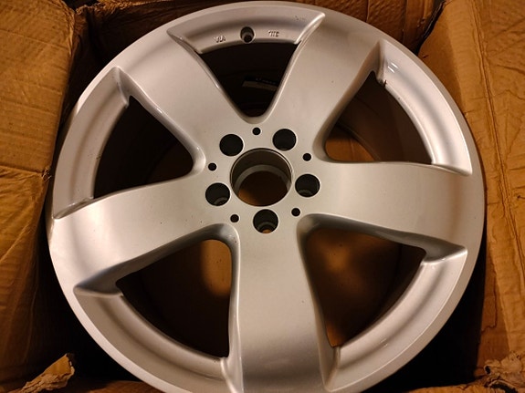 Mercedes Benz Vanne 85351