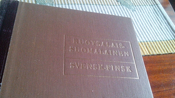 Ruotsalais-suomalainen sanakirja. Lauri Hirvensalo