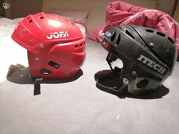 2kpl jääkiekkokypäriä