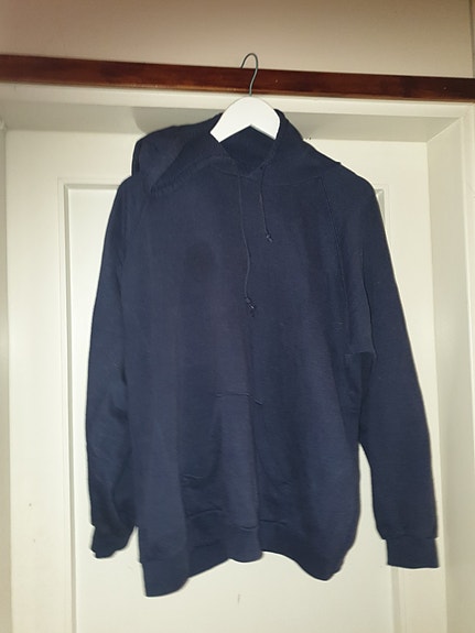Tummansininen Black White & Colour huppari (XL)
