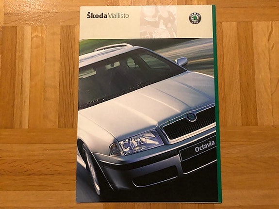 Esite Skoda mallisto 2000 / 2001 Fabia ja Octavia