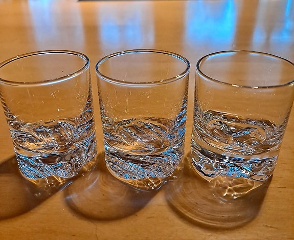 Snapsilasit Tapio Wirkkala