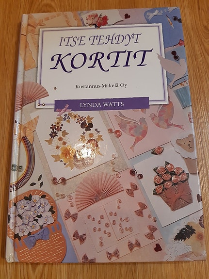 Itse tehdyt kortit kirja