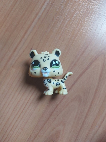Product image 1 of 3
