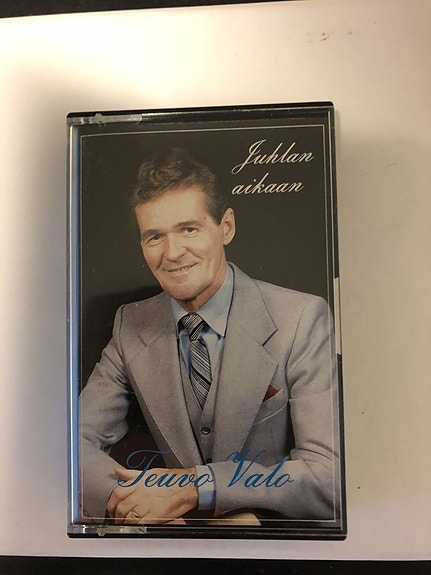 Product image 1 of 2