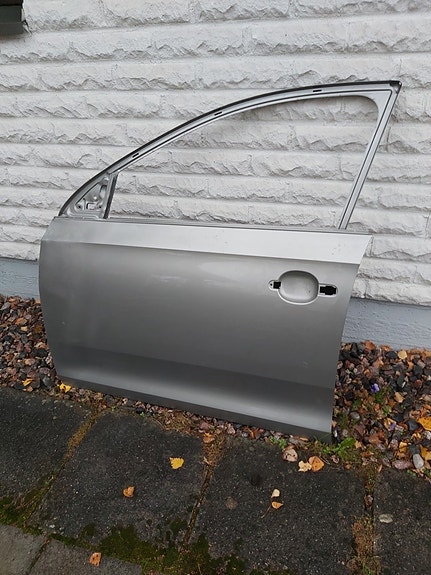 Seat toledon etuovi. Vas. Vuosimalli 2019
