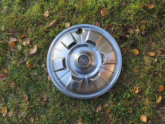 Product image 1 of 2