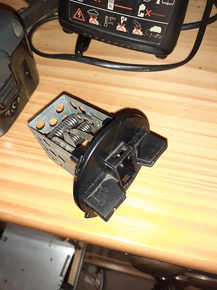 Peugeot SW 1.6 2005 lämmityslaitteen vastus