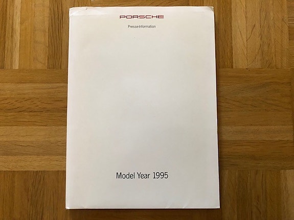 Esite lehdistökansio Porsche 1995 993 911 968 928