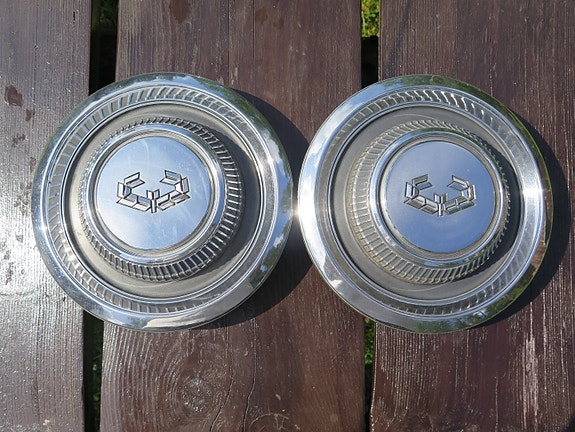 Product image 1 of 2