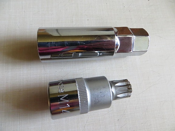 Product image 1 of 3