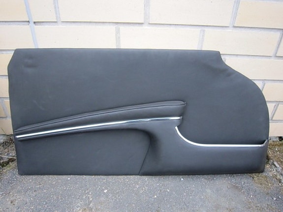 Verhoilu oveen mercedes w111 coupe