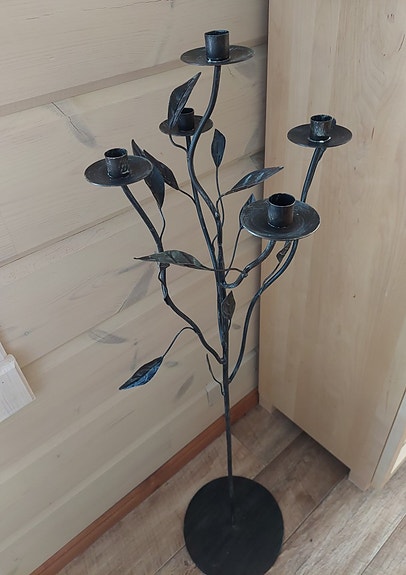 Pentik kynttelikkö