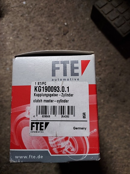 Ford Ka kytkimen työsylinteri