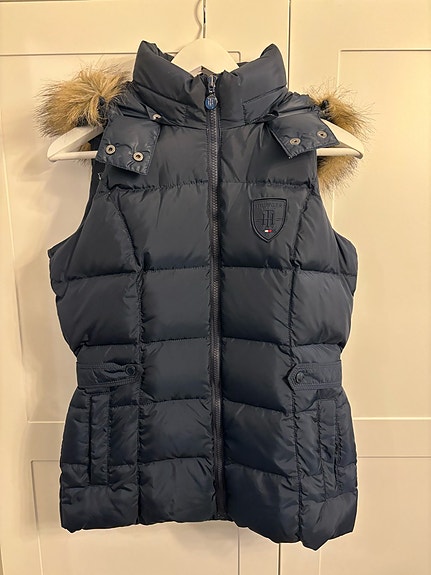 Tommy Hilfiger toppaliivi
