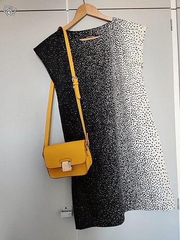 Mustavalkoinen usva Marimekko mekko, 34/xs