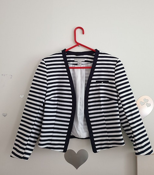 UUSI H&M Raidallinen-bleiseri! (koko42/M-L)