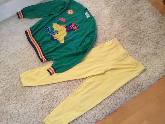 Product image 1 of 2