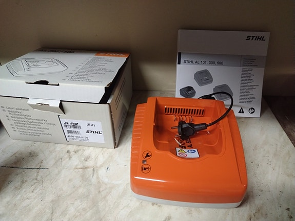 Stihl latureita