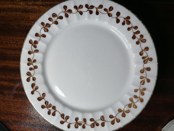 Arabian Vanamo lautaset