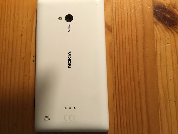 Nokia Lumia 720 kosketusnäyttöpuhelin